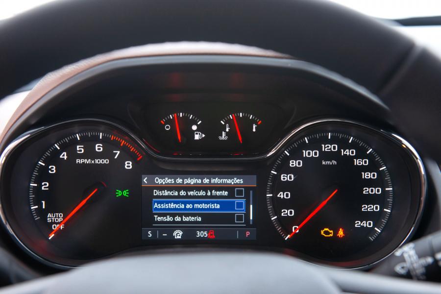 Панель приборов Chevrolet Cruze Sport6 Premier 2019 года  (LA) (фото 5 из 25)